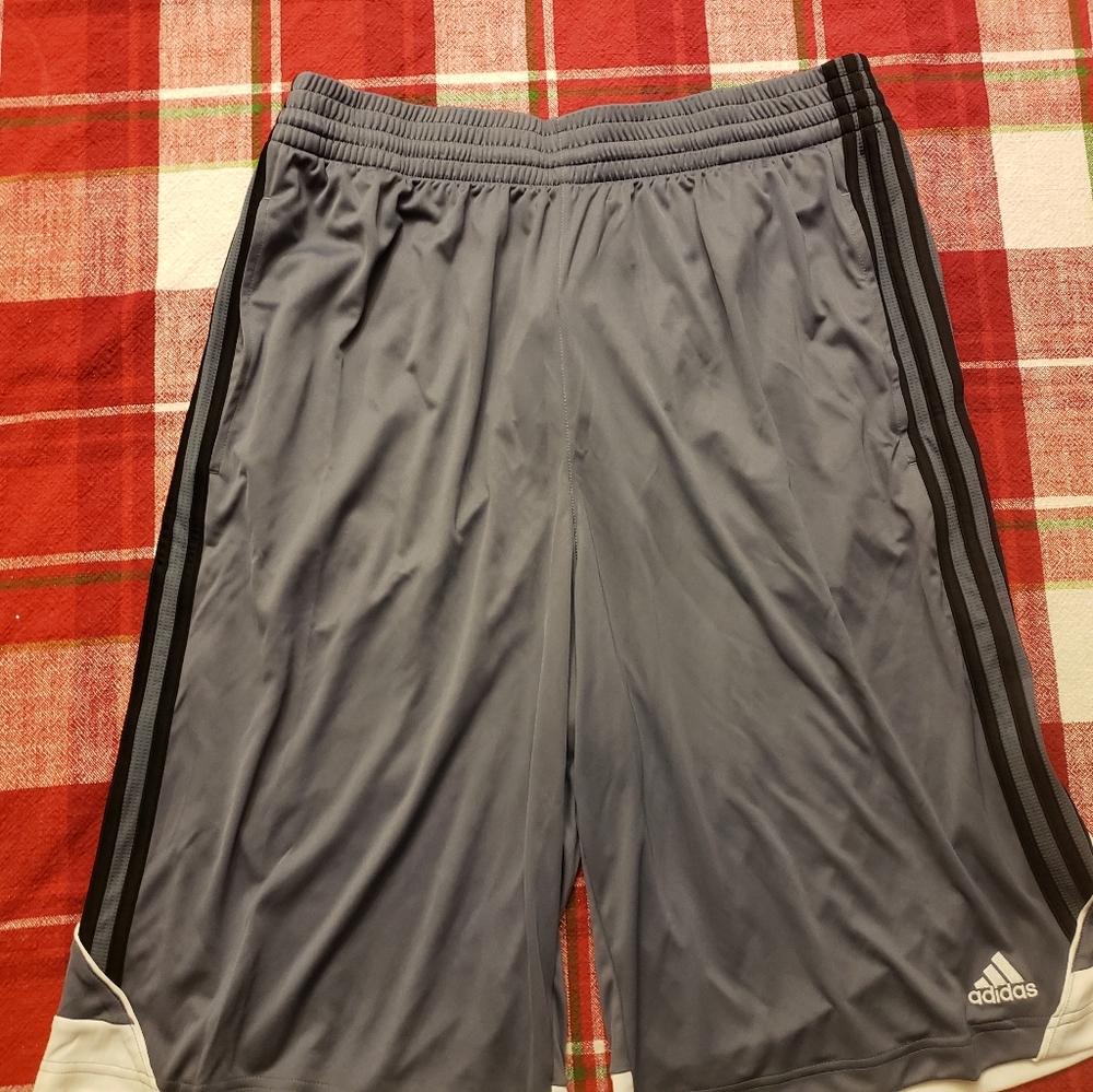 Men's Adidas Basketball Shorts Size: Lg Tall